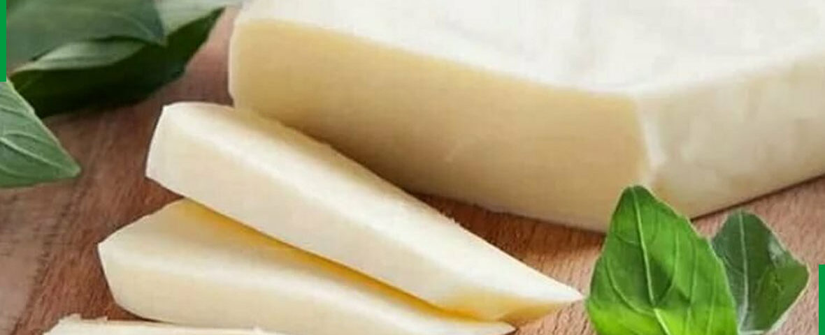 В Тюмени в супермаркеты Сельский дворик покупайте сыр Сулугуни мягкий, слоистый и вкусный по выгодной цены